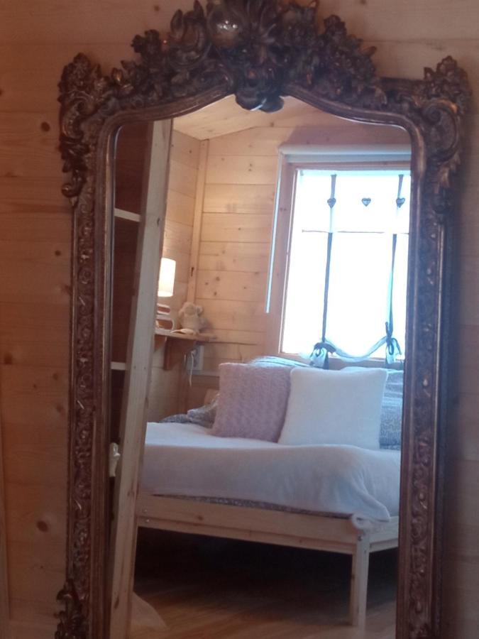 Chambre Studio Photo Chalet Sdb Partagee A Proximite Chavagne Exterior foto